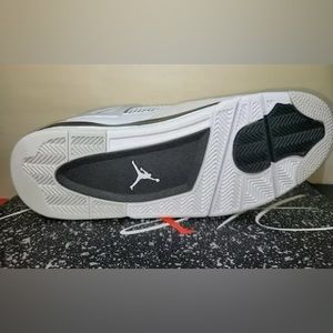 Jordan 4 Military Black